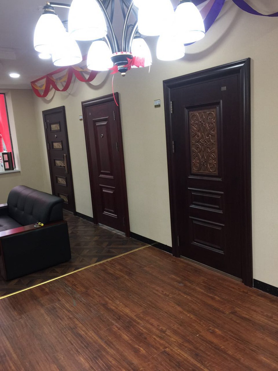 山西吕梁专卖店加盟店展示-虹宇无锁孔智能防盗门安全门加盟代理招商